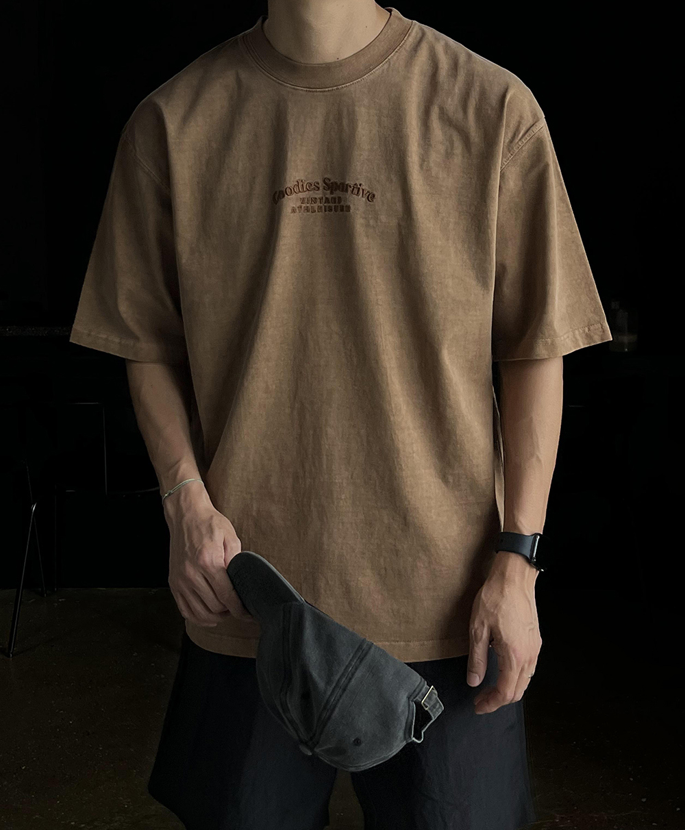 반팔 티셔츠 모델 착용 이미지-S1L16